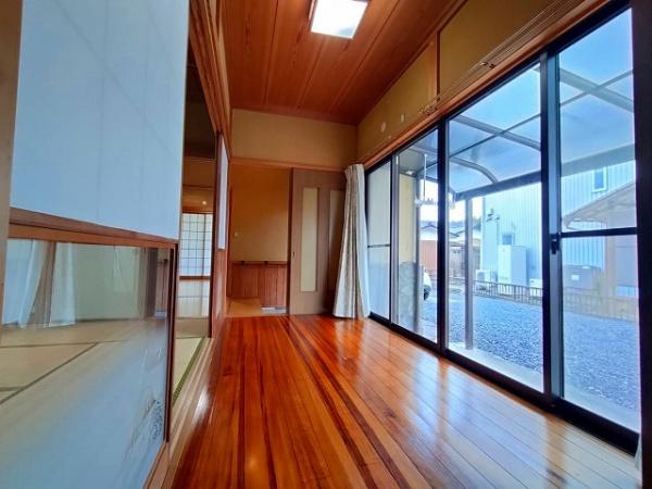 下妻市半谷の中古一戸建て