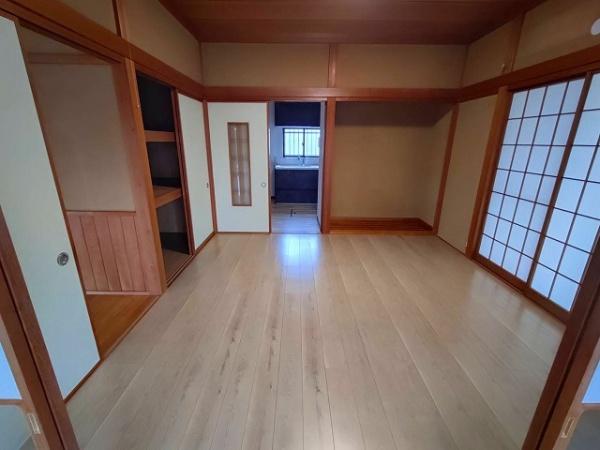 下妻市半谷の中古一戸建て