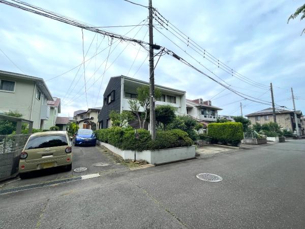 松代4丁目　南道路　公園目の前　リフォームが必要