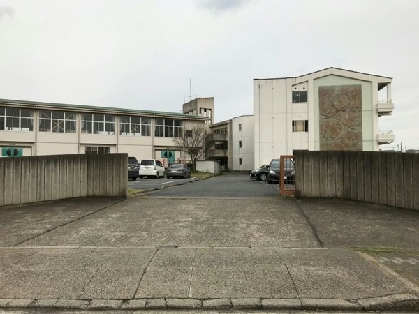 つくばみらい市筒戸の土地(つくばみらい市立小絹小学校)