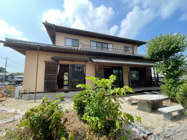 龍ケ崎市松葉4丁目　大型純和風2世帯住宅