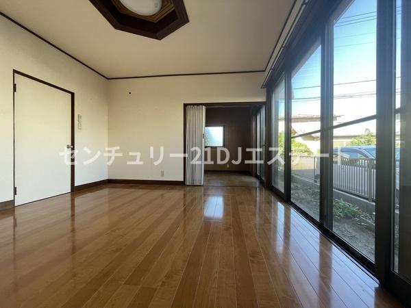 土浦市霞ケ岡町の中古一戸建