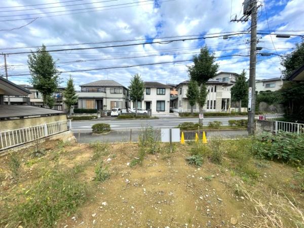 牛久市南6丁目　通り沿いの土地