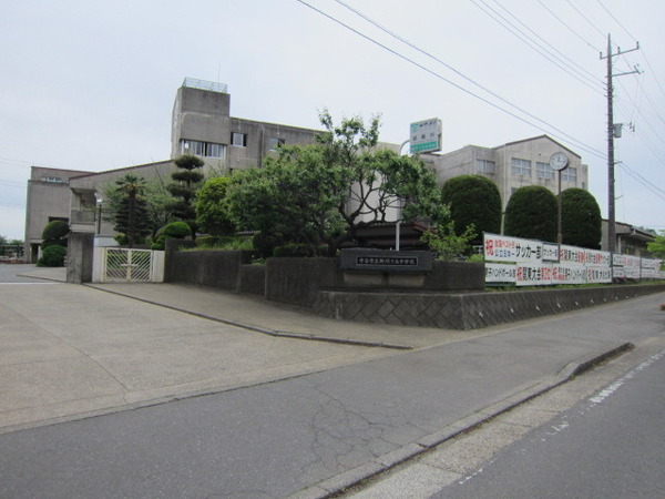 守谷市松前台１丁目の中古一戸建て(守谷市立御所ケ丘中学校)