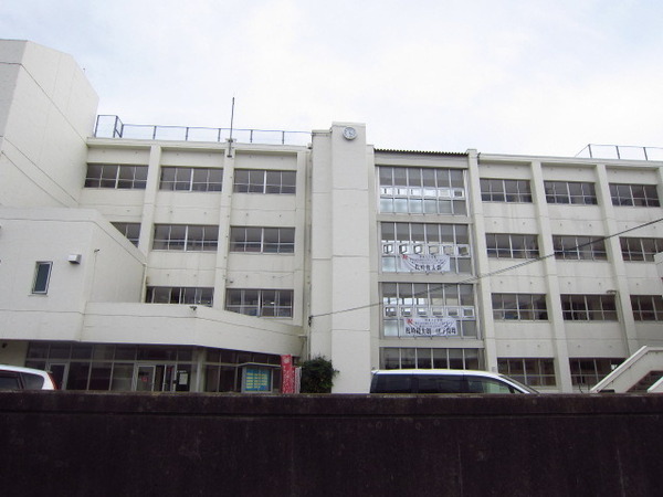 土浦市木田余西台の土地(土浦市立土浦第二中学校)