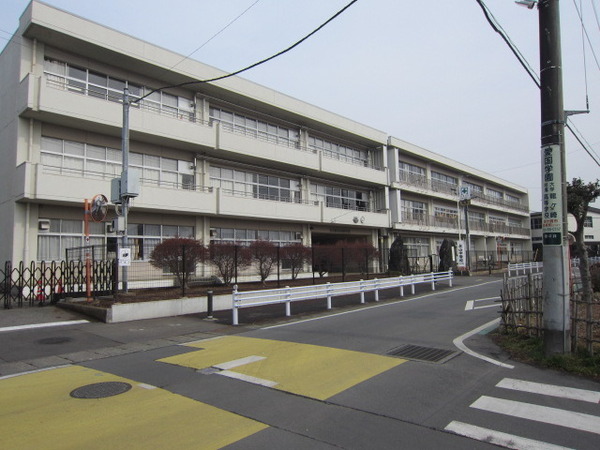 取手市野々井の中古一戸建て(取手市立永山中学校)