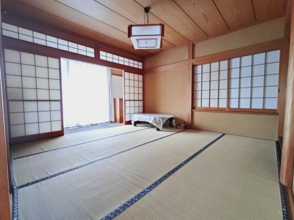 牛久市神谷１丁目の中古一戸建て