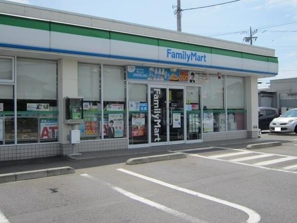 土浦市霞ケ岡町の土地(ファミリーマート土浦大岩田店)