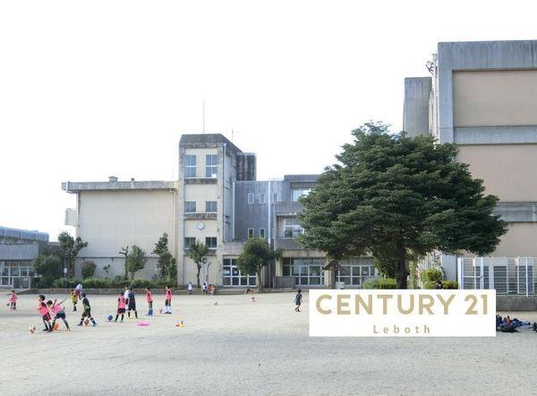 館林市高根町の中古一戸建て(館林市立第八小学校)