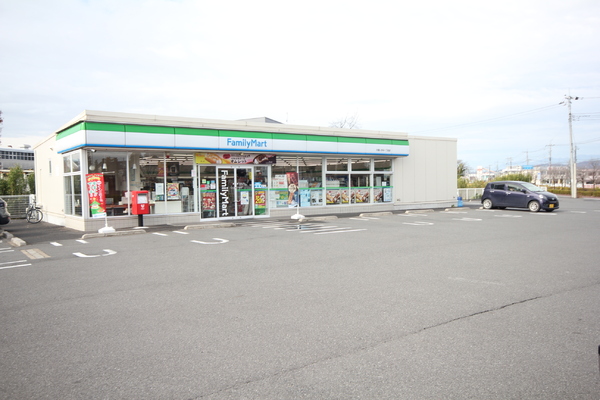 太田市龍舞町の中古一戸建て(ファミリーマート　大泉いずみ一丁目店)