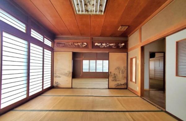 桐生市新里町新川　中古戸建