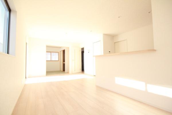 クレイドルガーデン　新田市野井町第2　4号棟