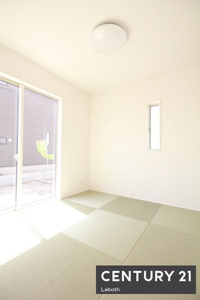 アーネストワン　太田市岩松町第4　2号棟