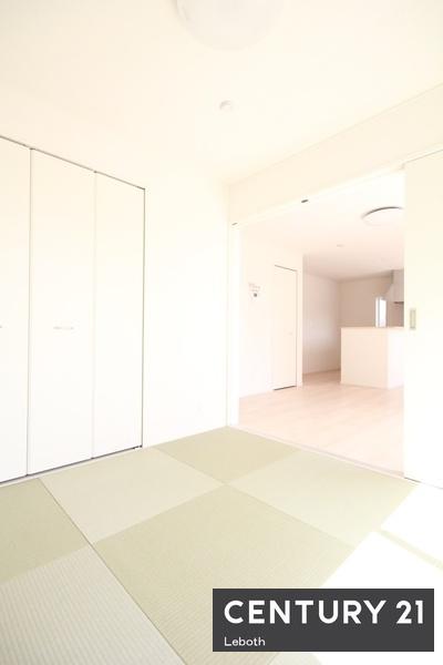 アーネストワン　太田市岩松町第4　2号棟