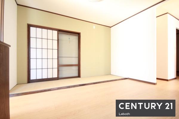 館林市西美園町　中古戸建