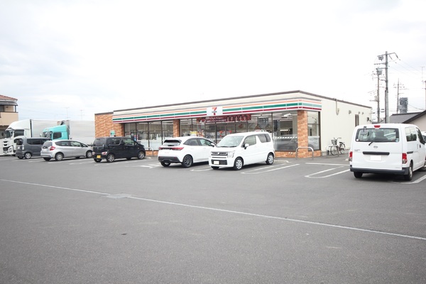 ケイアイ　大泉町朝日5丁目　1棟(セブンイレブン　大泉中央１丁目店)