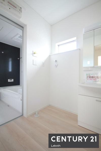 アーネストワン　太田市藪塚第9　3号棟