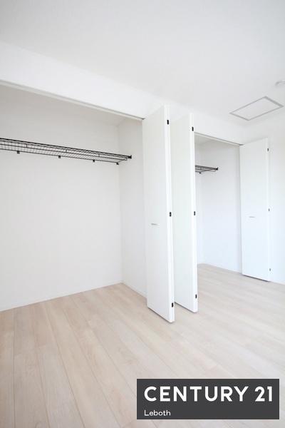 アーネストワン大泉町古海第10　5号棟