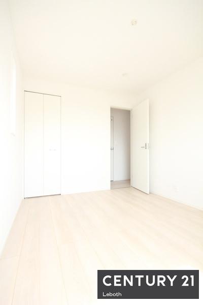 アーネストワン大泉町古海第10　6号棟