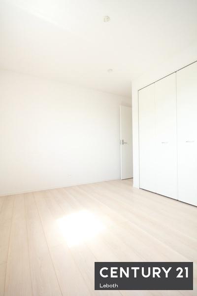 アーネストワン大泉町古海第10　6号棟