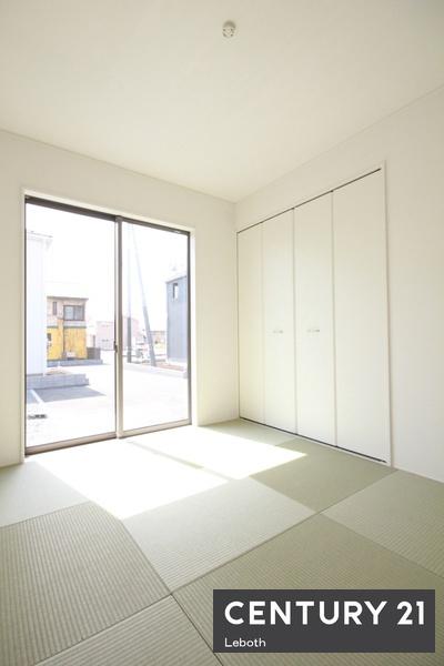 アーネストワン大泉町古海第10　6号棟