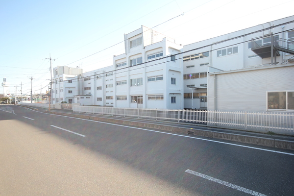 邑楽郡邑楽町大字中野の中古一戸建て(邑楽町立邑楽中学校)