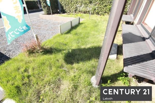 邑楽郡大泉町朝日5丁目の中古一戸建て(庭)