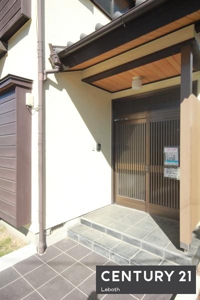 大泉町朝日　中古住宅