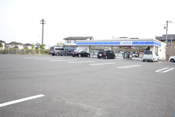一建設 太田第8岩瀬川町 2号棟(ローソン 太田細谷町店)