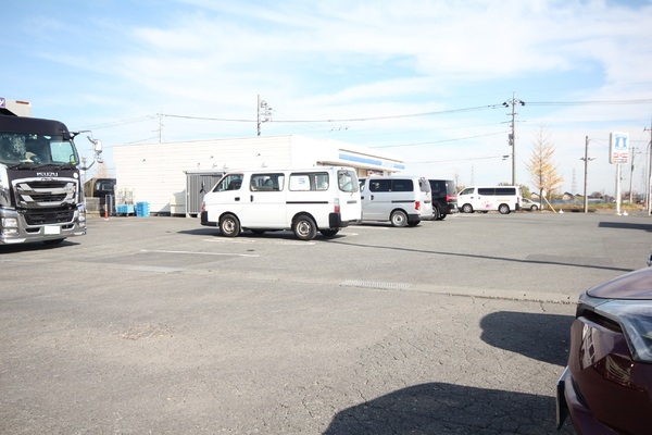 一建設 太田市新田市野井町 1号棟(ローソン 新田反町店)