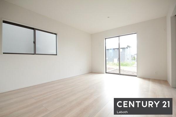 アーネストワン　邑楽町中野第4　2号棟