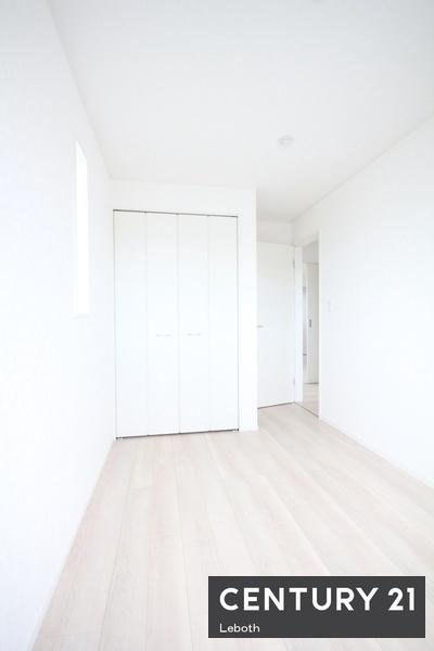 アーネストワン　邑楽町中野第4　4号棟