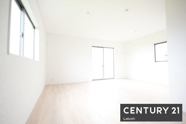 アーネストワン　邑楽町中野第4　4号棟