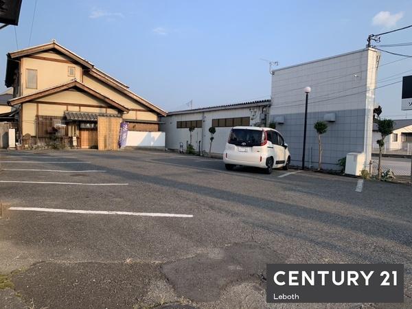 足利市芳町　店舗付住宅