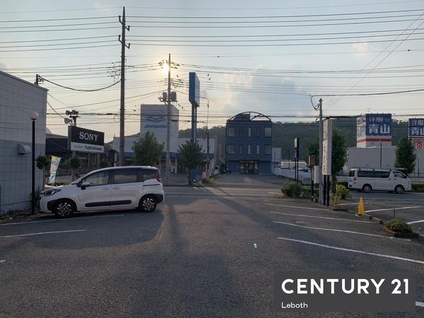 足利市芳町　店舗付住宅