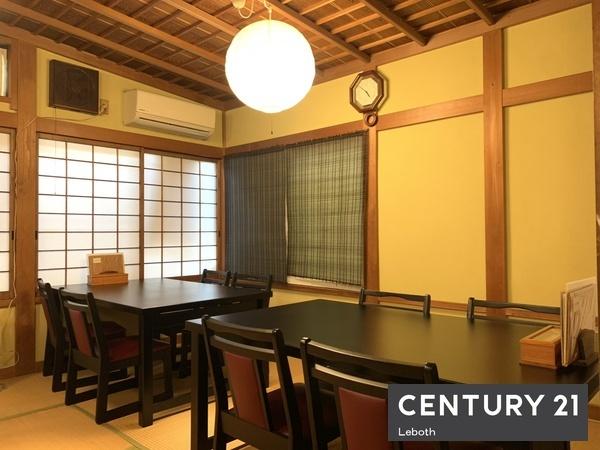 足利市芳町　店舗付住宅