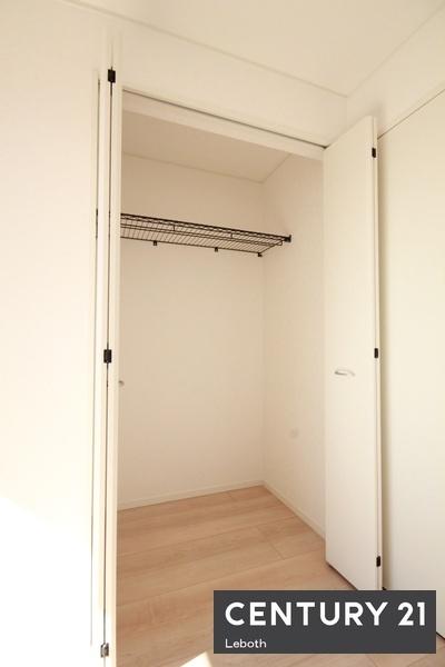 クレイドルガーデン 足利市福富町第4 4号棟(収納)