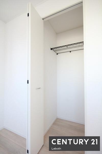 クレイドルガーデン 足利市福富町第4 4号棟(収納)