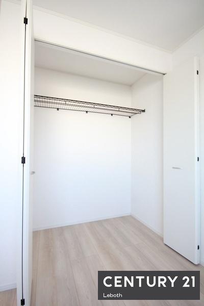 クレイドルガーデン 足利市福富町第4 4号棟(収納)