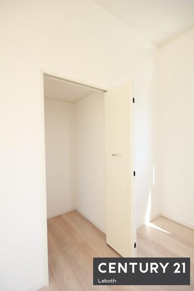 クレイドルガーデン 足利市福富町第4 4号棟(収納)