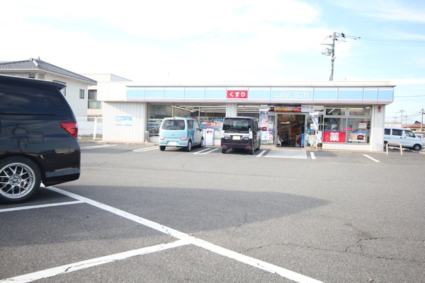 アーネストワン 太田市下田島町第5 5号棟(ローソン 太田泉町店)