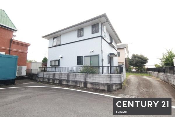 太田市新田上江田町　中古住宅