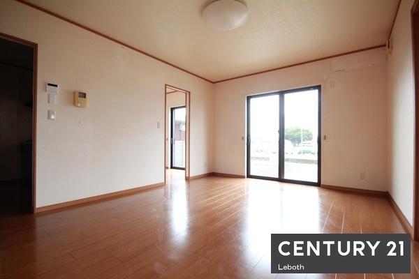 太田市亀岡町　中古住宅