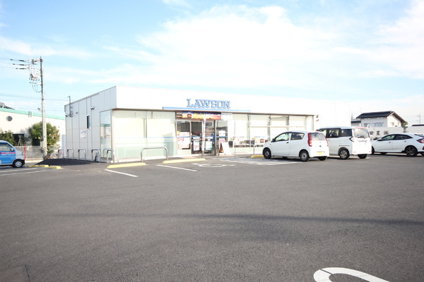 東栄住宅　太田市亀岡町　全1棟(ローソン　太田下田島町店)