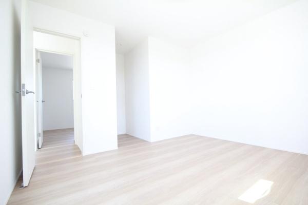 タクトホーム　太田市新田上江田町　2号棟