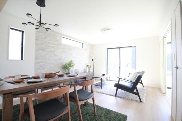 タクトホーム　太田市新田上江田町　2号棟