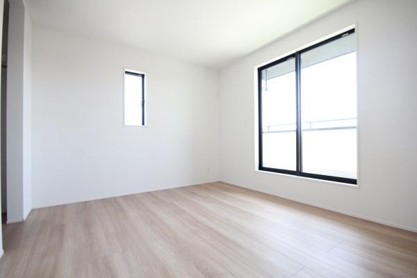 タクトホーム　太田市新田上江田町　4号棟