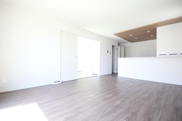 タクトホーム　太田市新田上江田町　5号棟