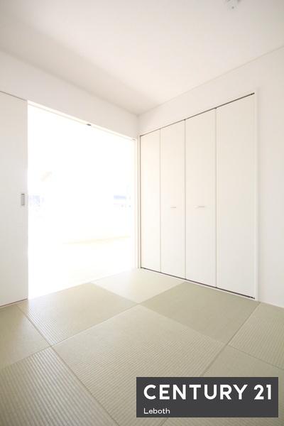 アーネストワン　邑楽町鶉第7　1号棟