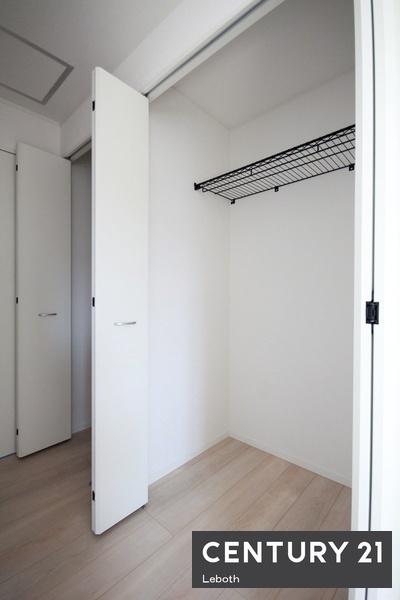 アーネストワン　邑楽町鶉第7　1号棟